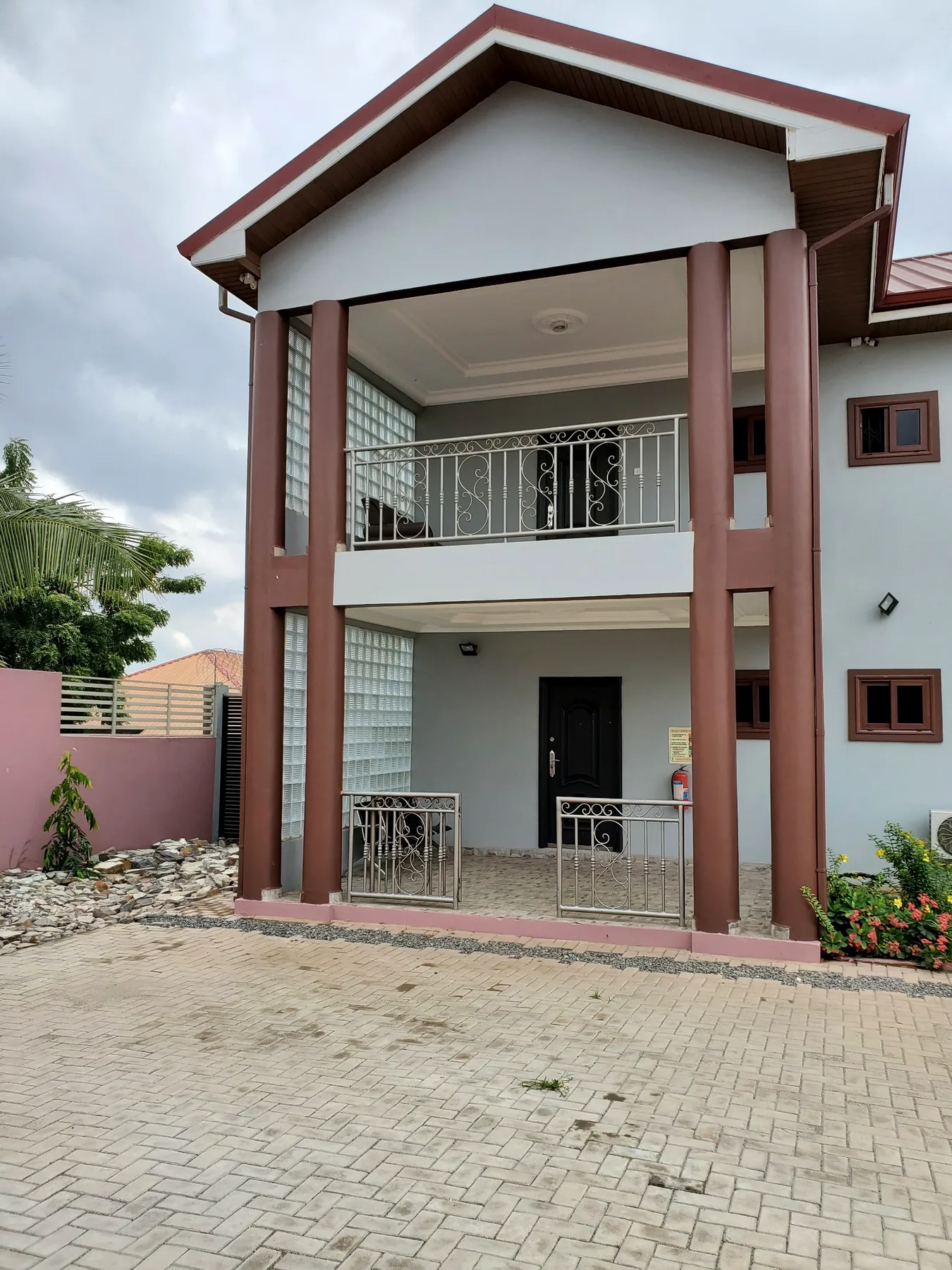 Guest wing entrance