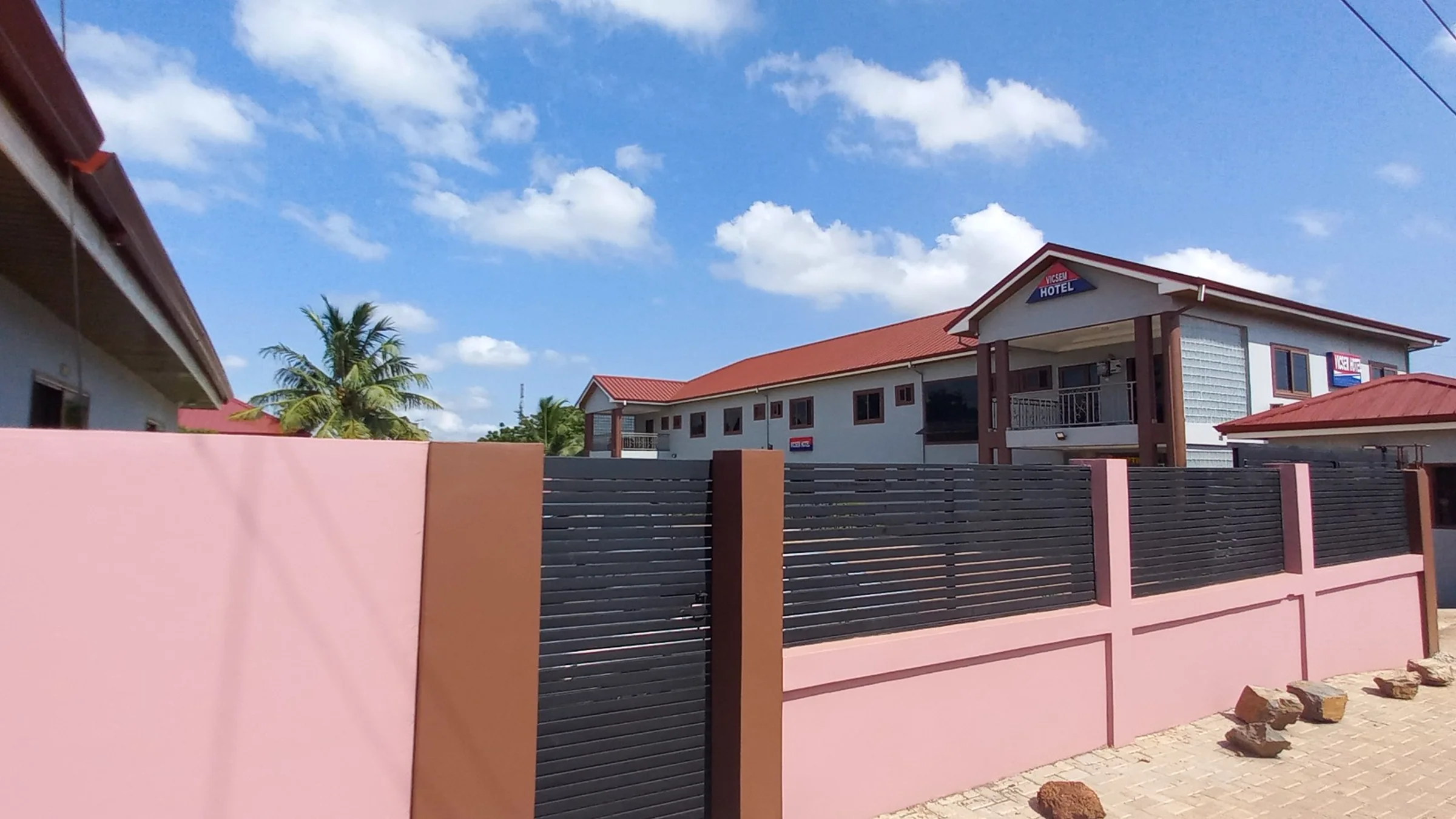 Vicsem Hotel exterior in Ogbodjo, Accra