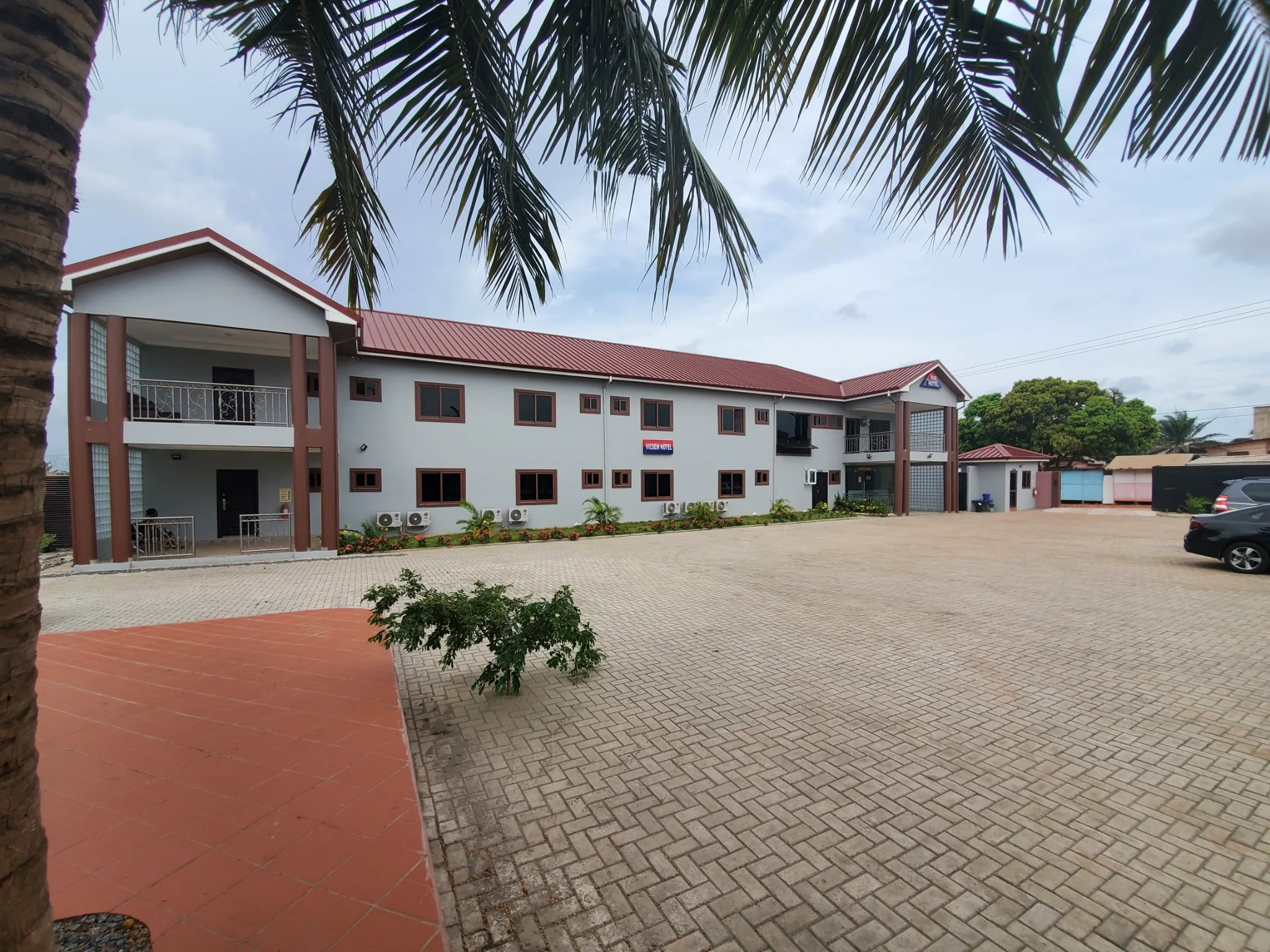 Vicsem Hotel courtyard