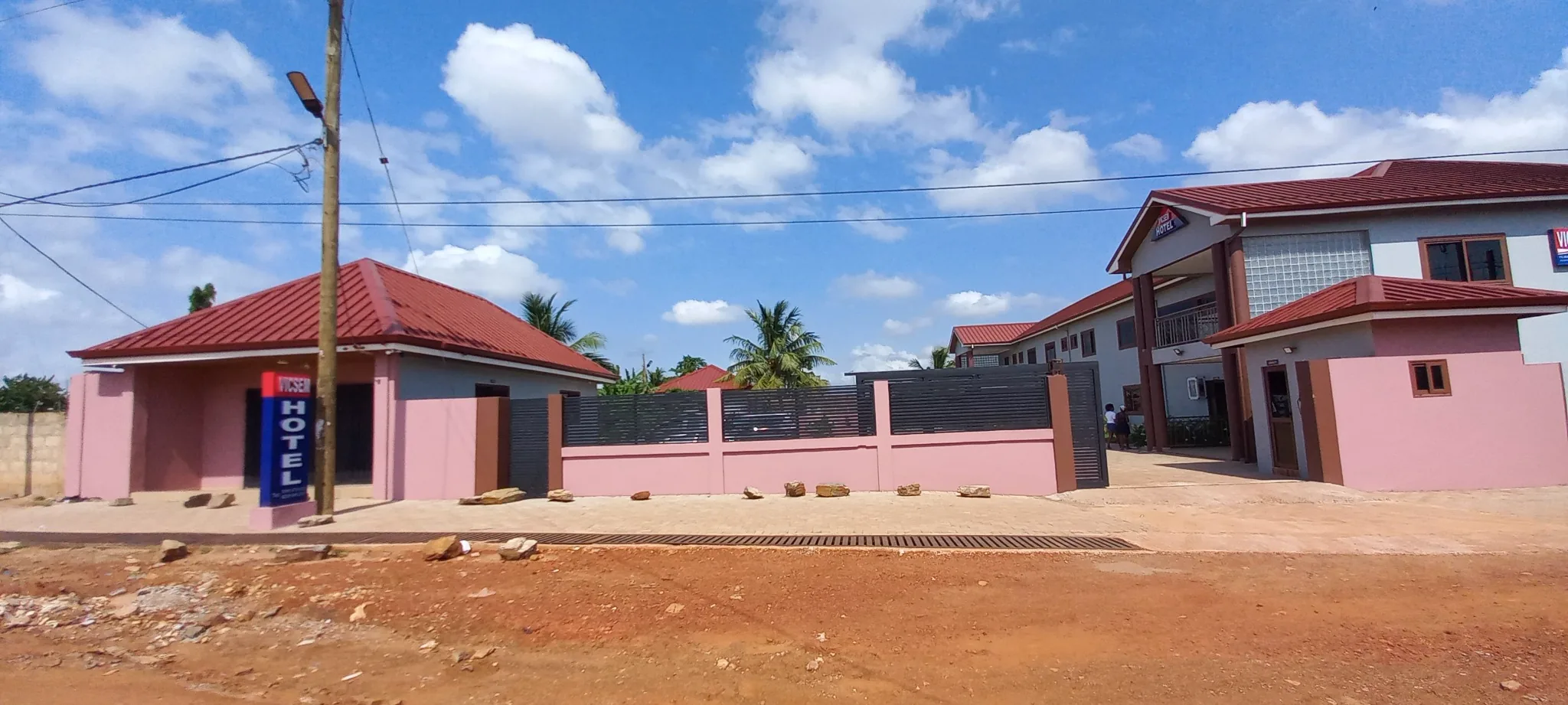 Vicsem Hotel viewed from the street
